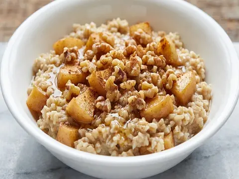 Walnut Apple Oats
